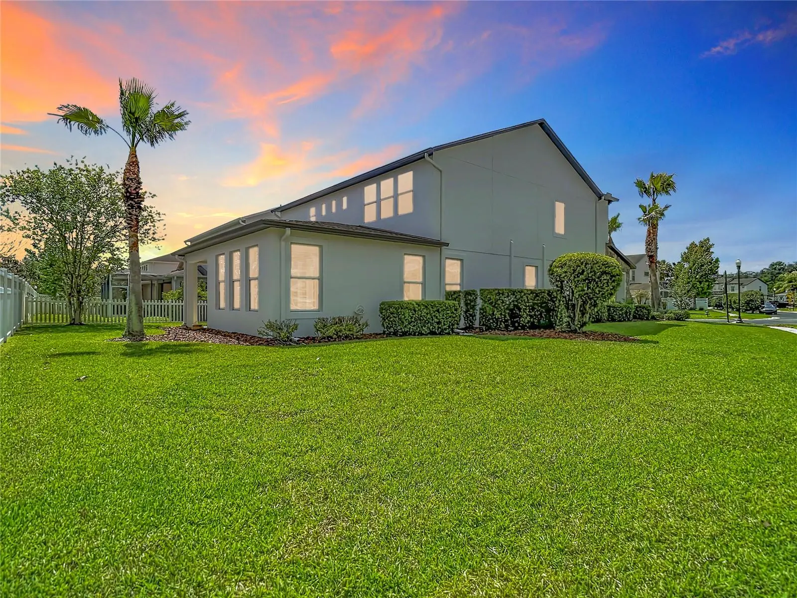 27387 Cayenne Lane, FL