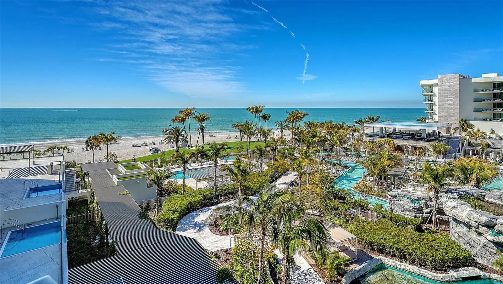 1561 Gulf Of Mexico Drive, FL