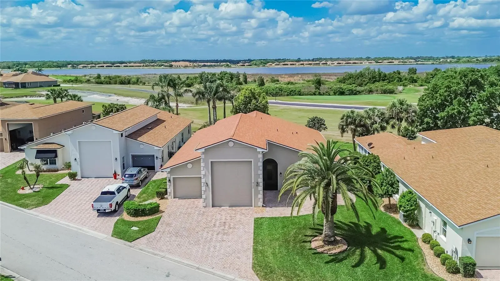4152 Dunmore Drive, FL