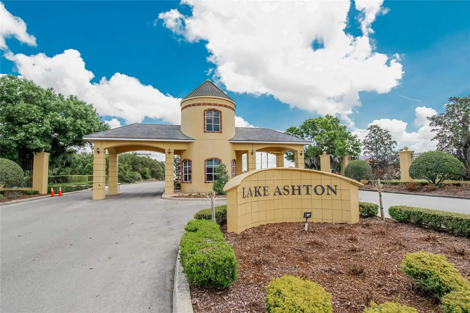 4152 Dunmore Drive, FL