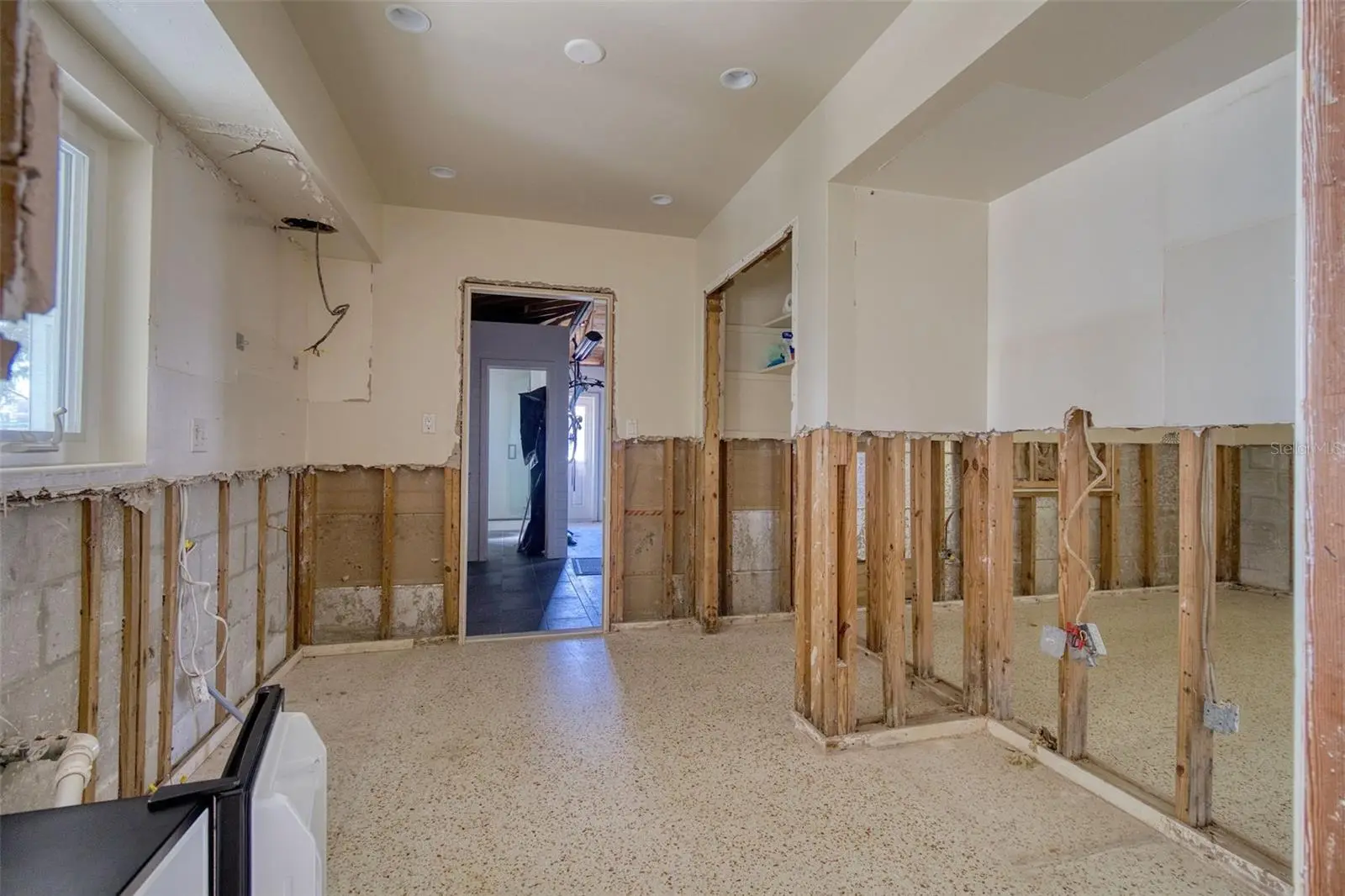 5 Shore Drive, FL