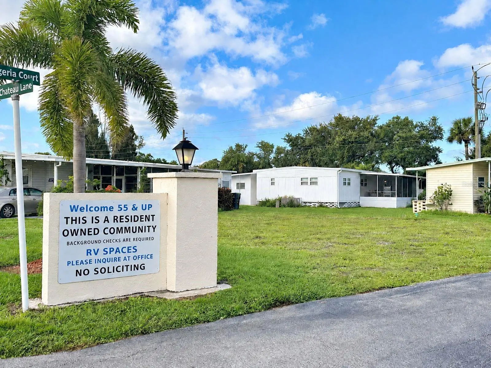 5302 Chateau Lane, FL