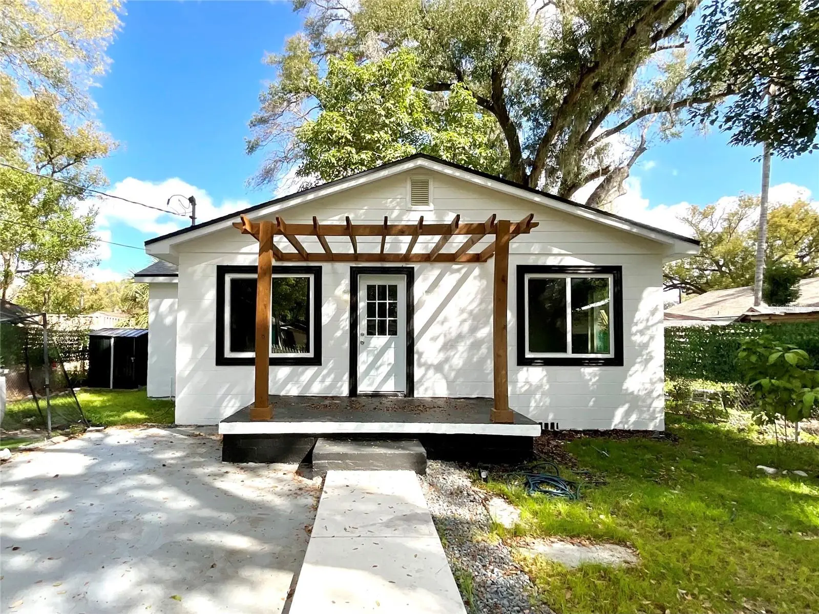 2102 Caracas Street, FL