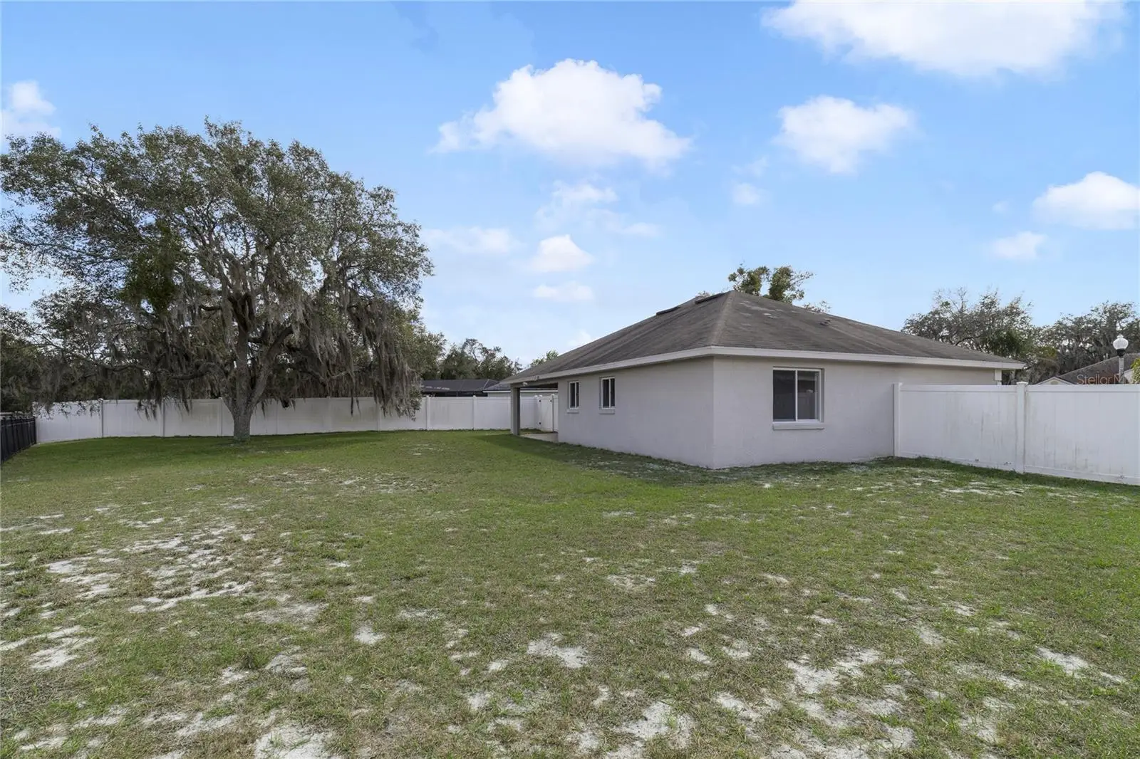 400 Paradise Woods Court, FL