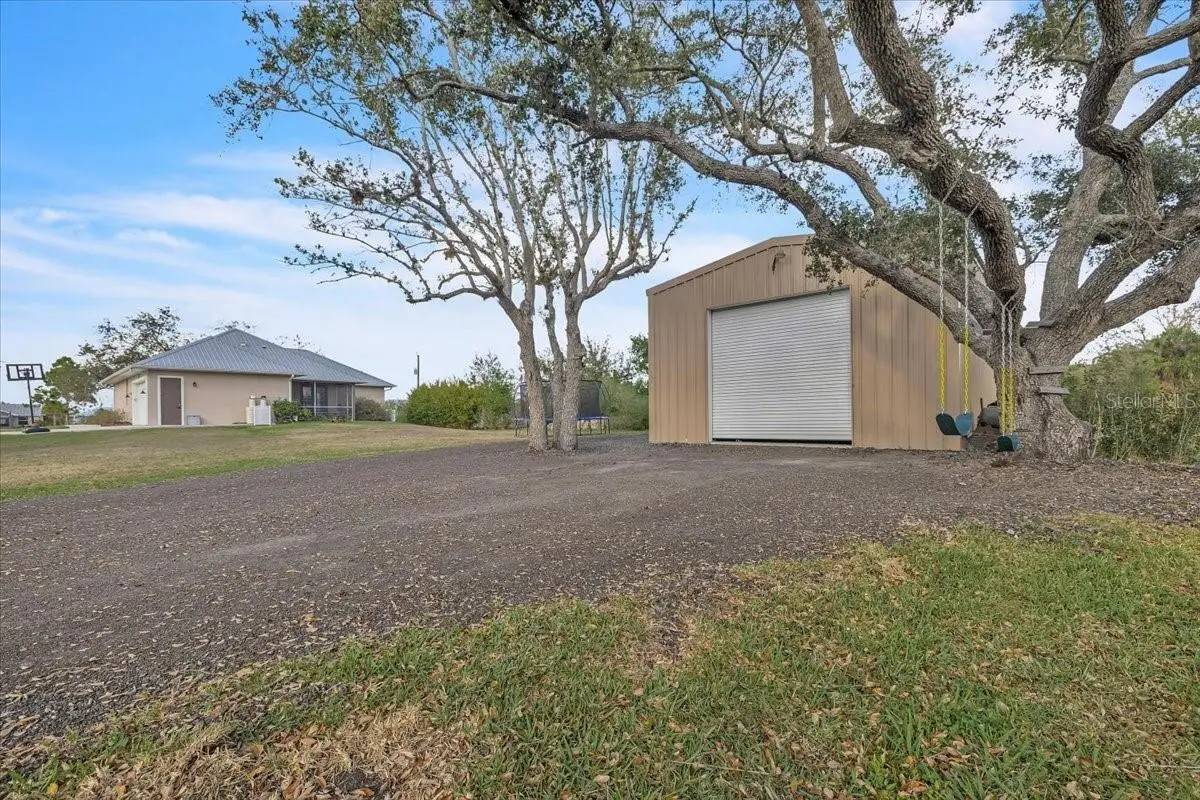 8429 Riverview Oaks Terrace, FL