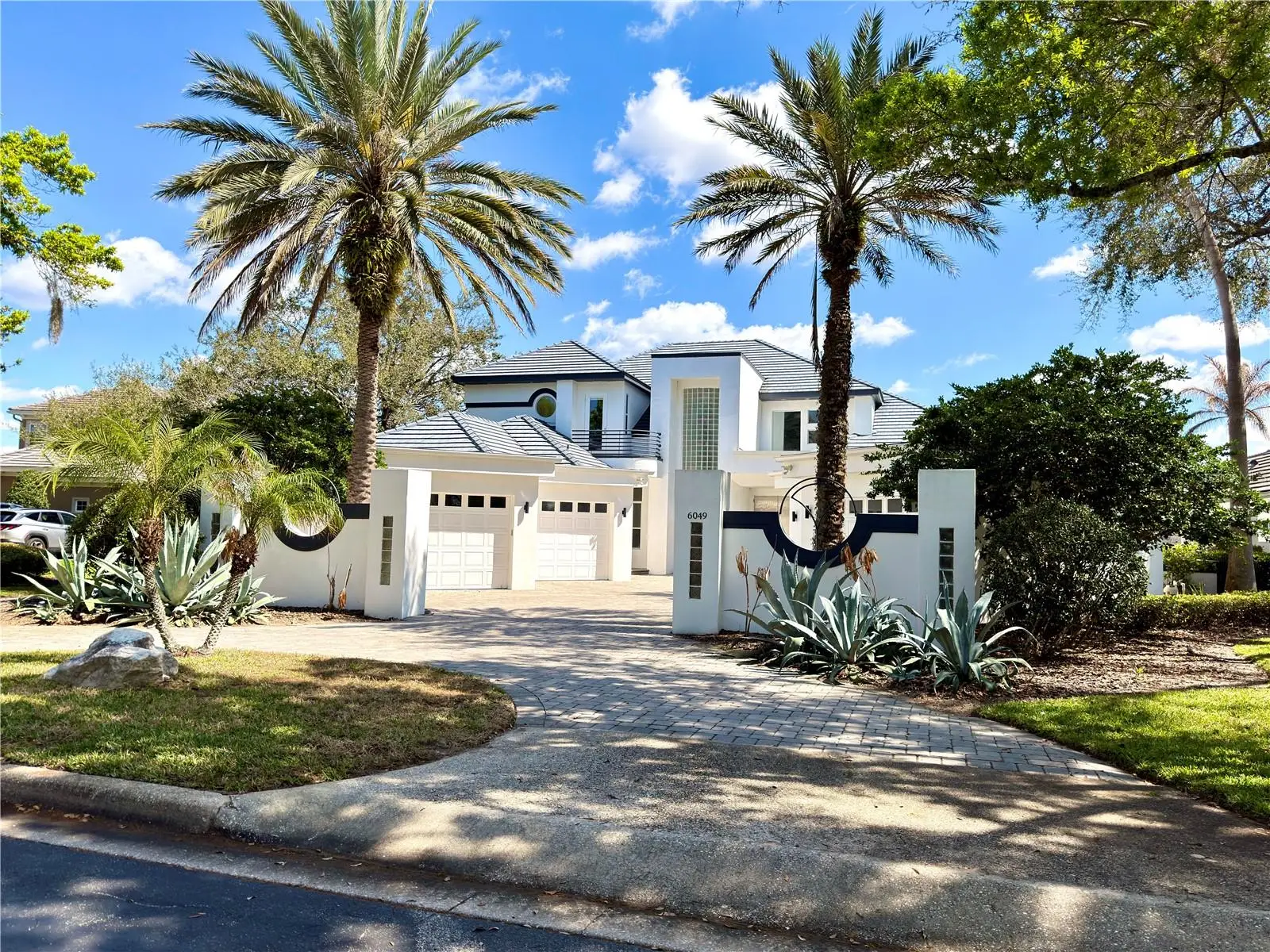 6049 Lady Bet Drive, FL