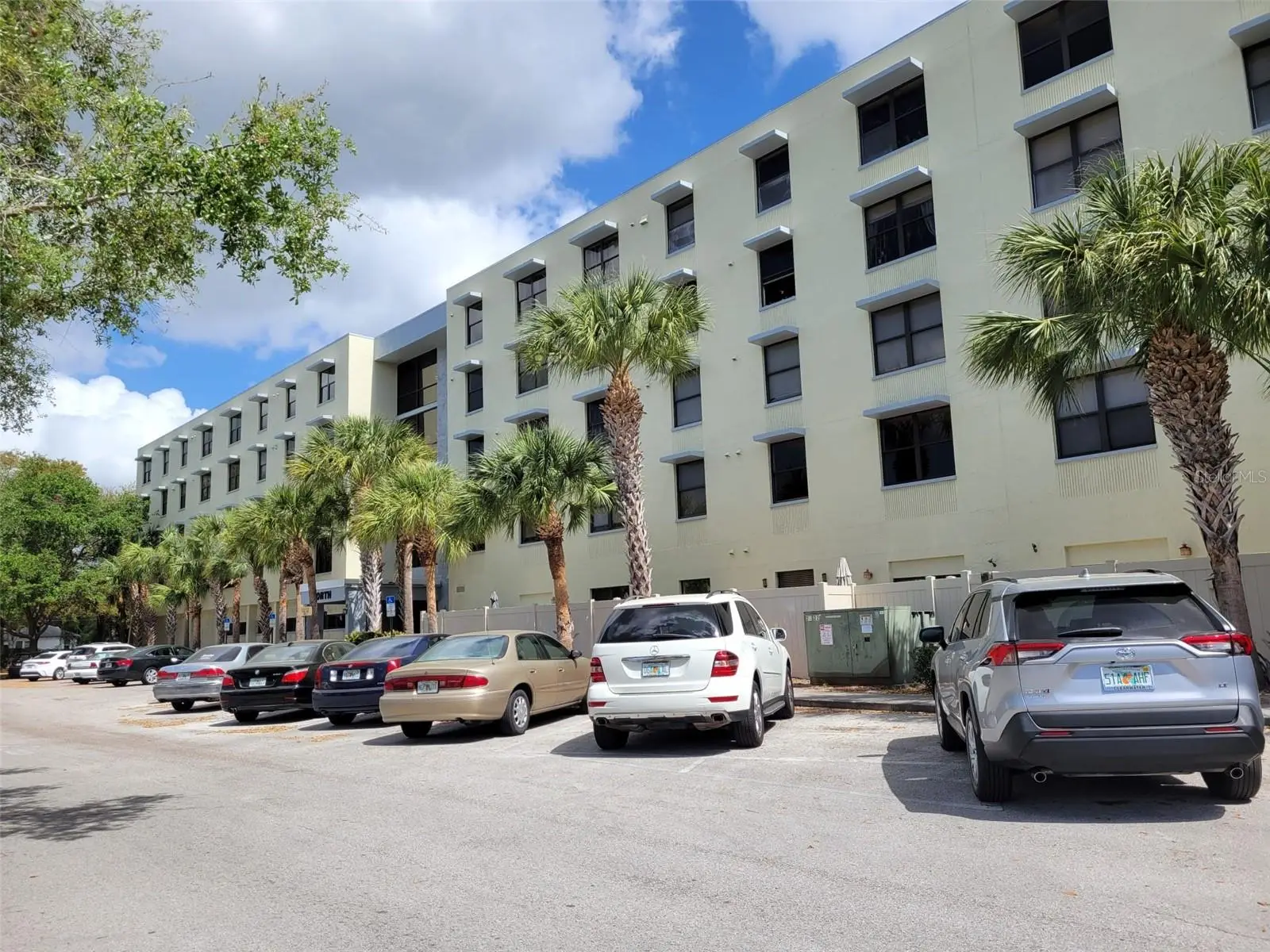 701 Madison Avenue, FL