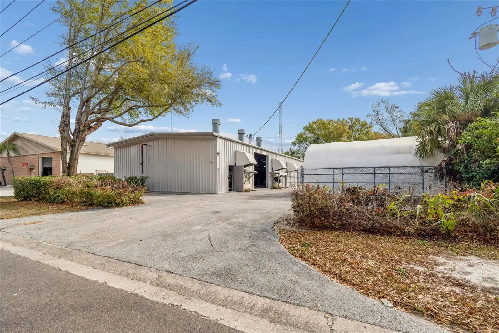 1060 Harbor Lake Drive, FL