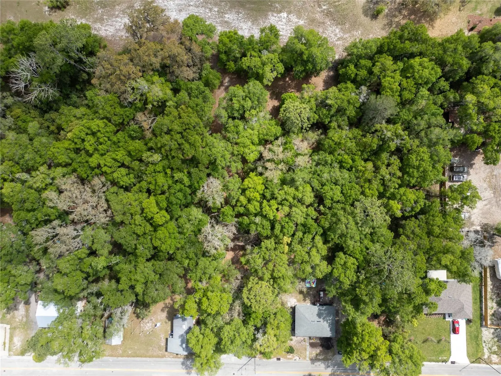 E Hubbard Avenue, FL