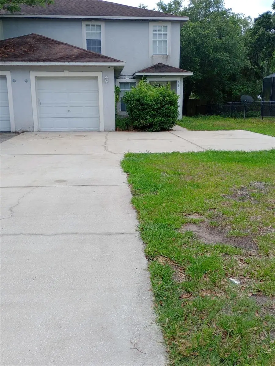 880 E Columbia Ave
