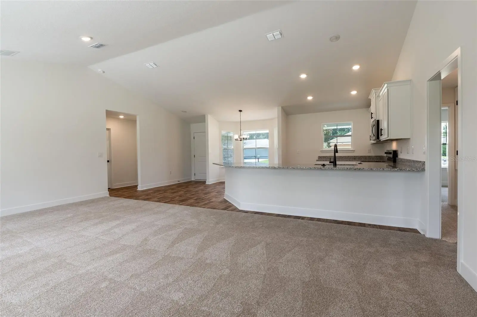 21 Richmond Drive, FL
