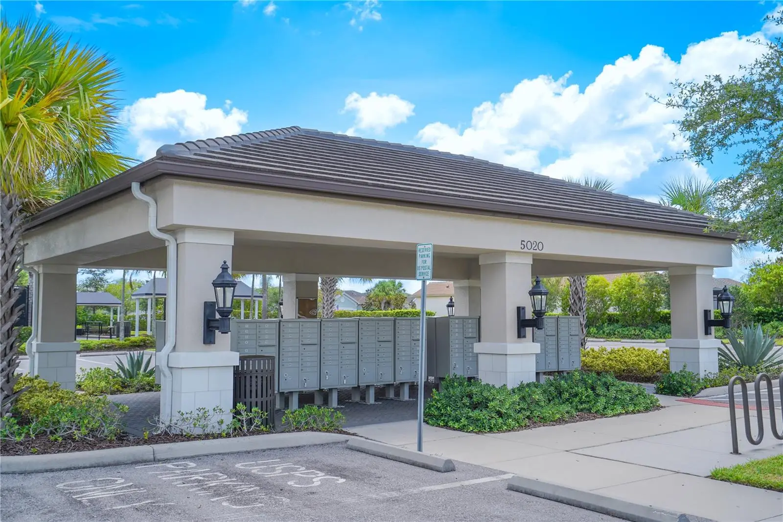 4924 Pamplona Court, FL
