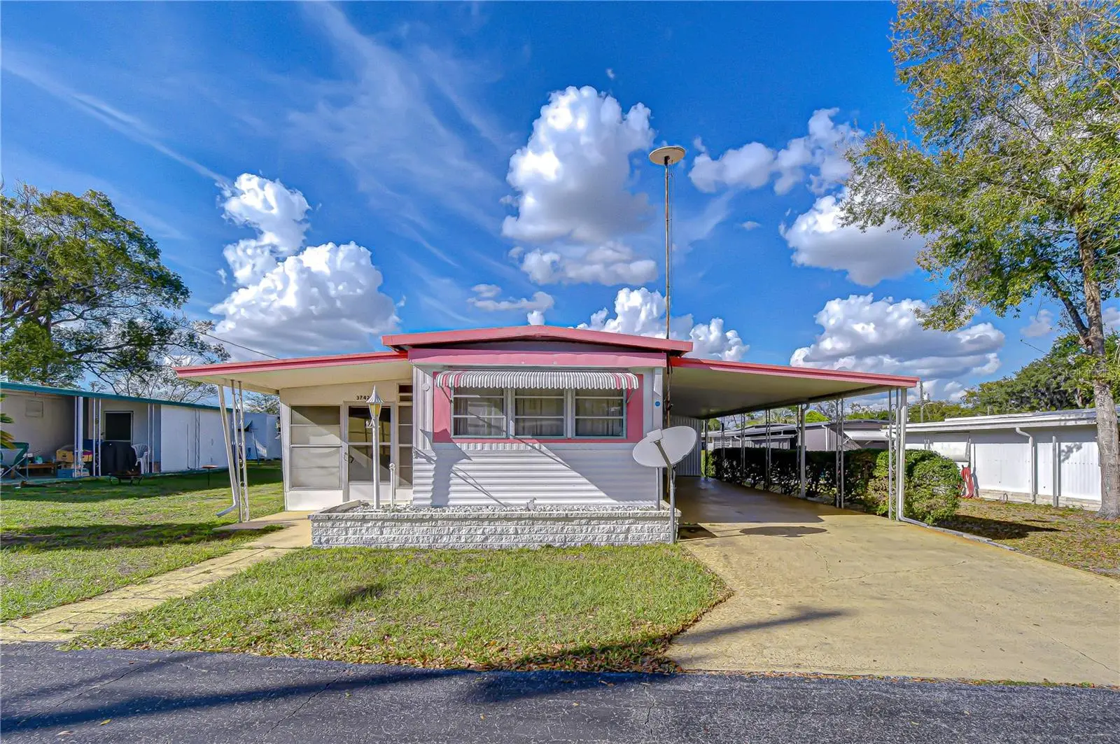 37427 Hammond Drive, FL