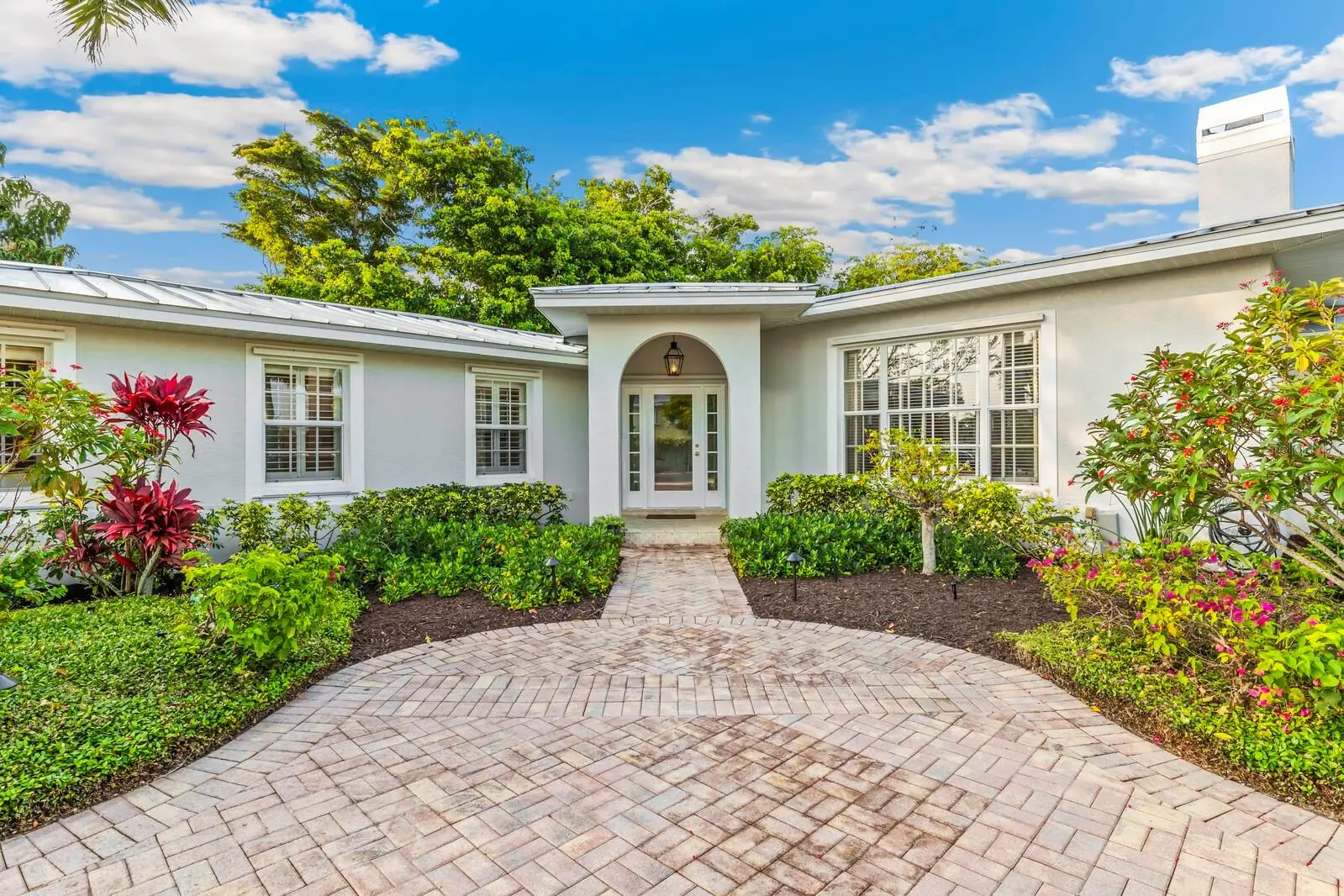252 Waterways Avenue, FL