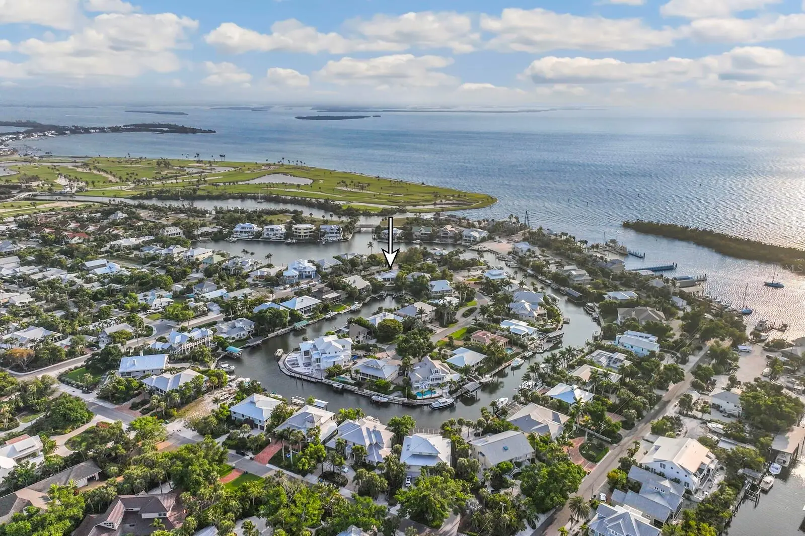 252 Waterways Avenue, FL