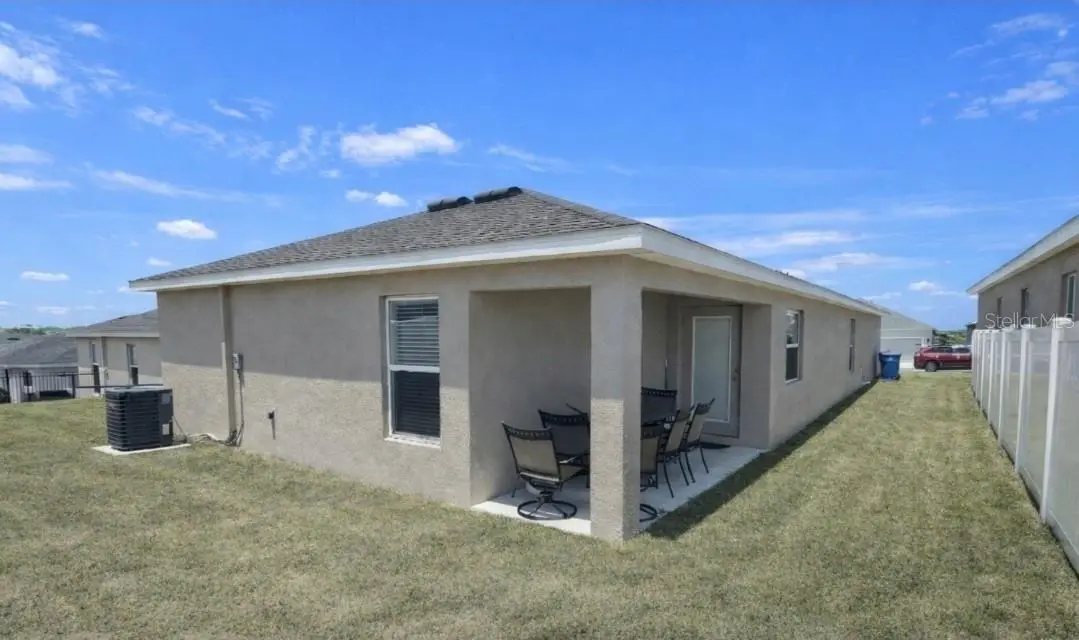 1540 Fleur Drive, FL