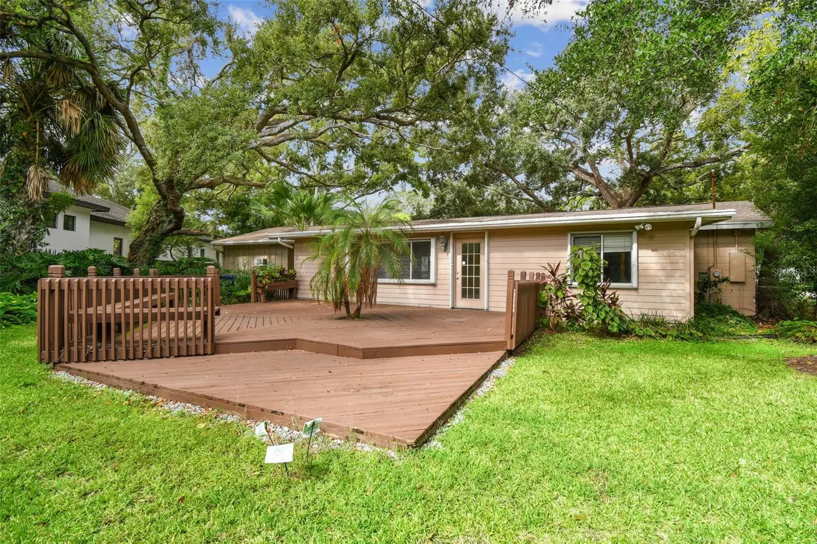 4508 Henderson Boulevard, FL