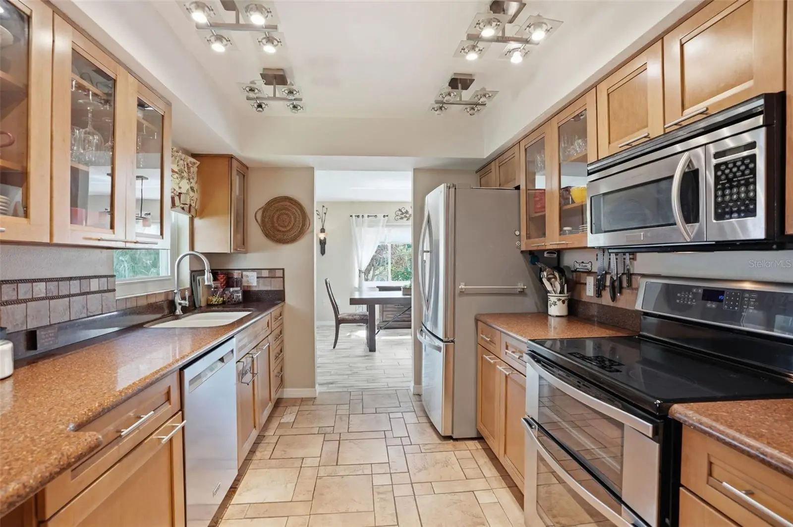 2658 Royal Ridge Drive, FL
