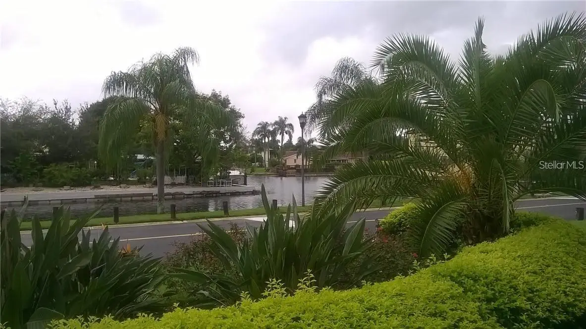 8802 Bay Pointe Drive, FL