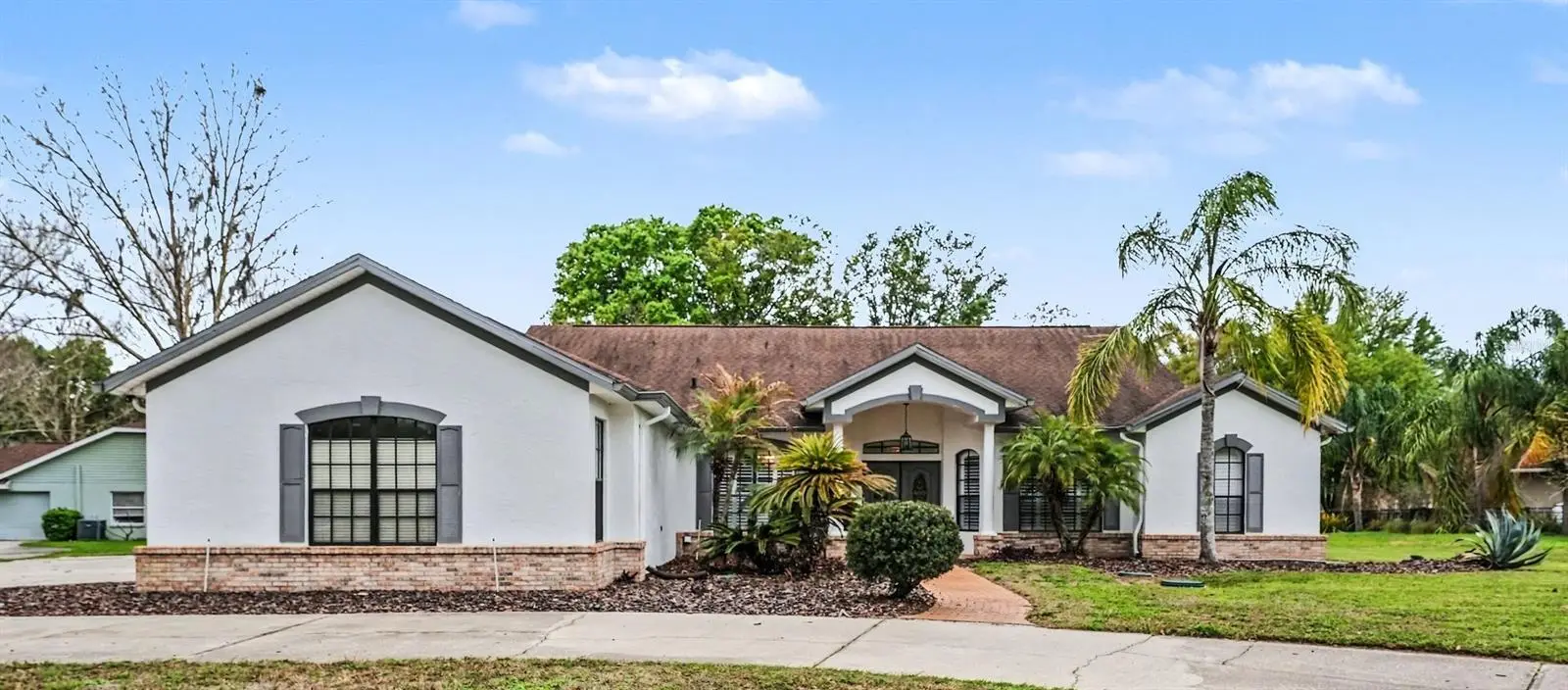 19216 Ridgelake Drive, FL