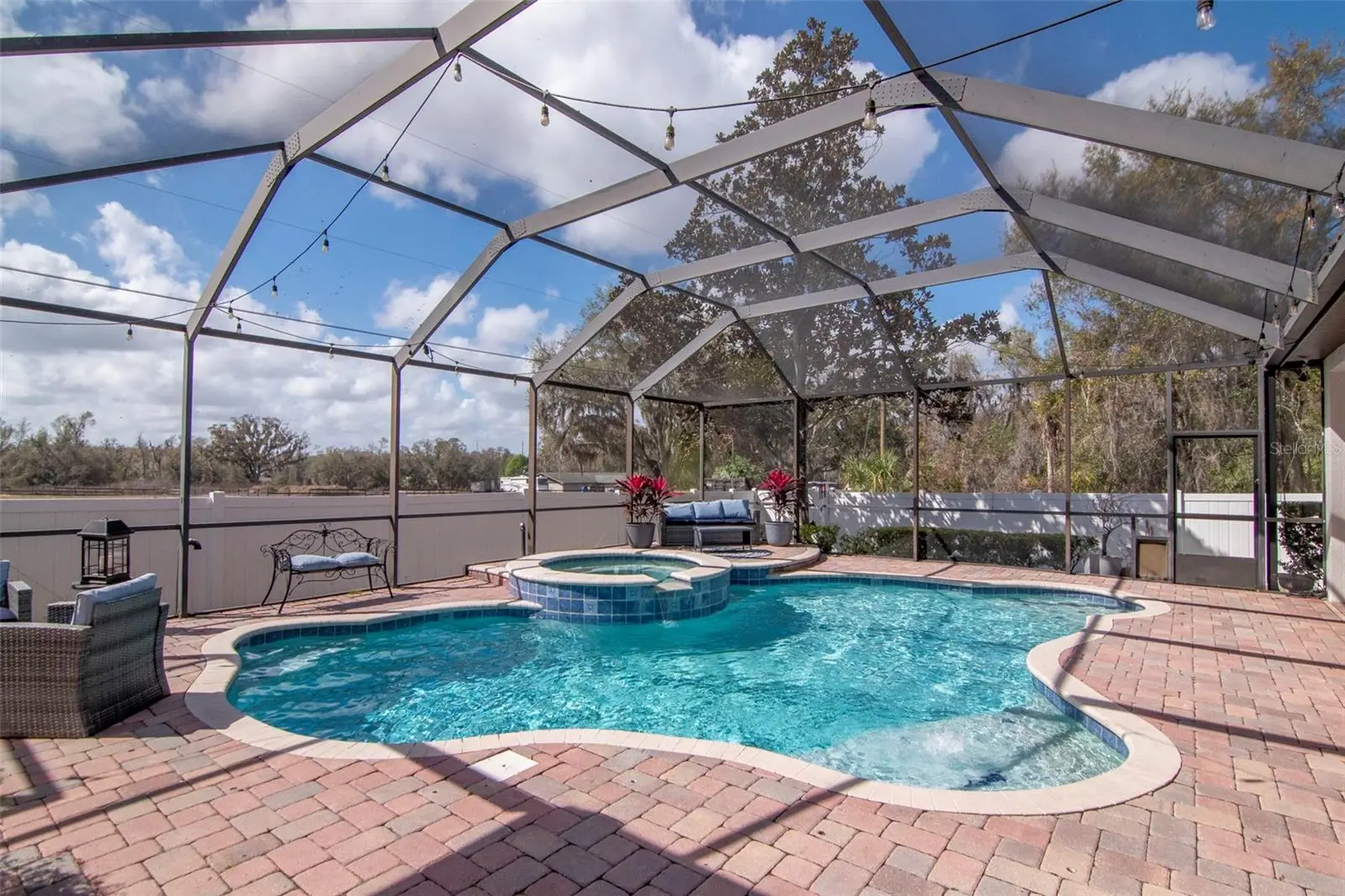 1022 Emerald Creek Drive, FL