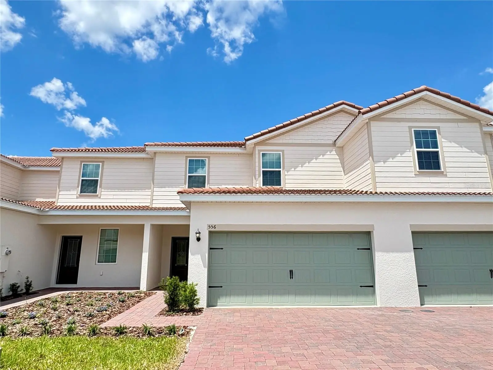 556 Bay Leaf Drive, FL