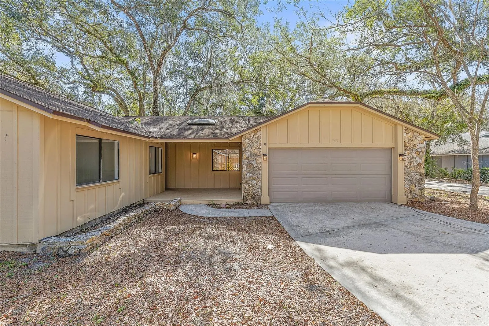 38 Snaresbrook Court, FL