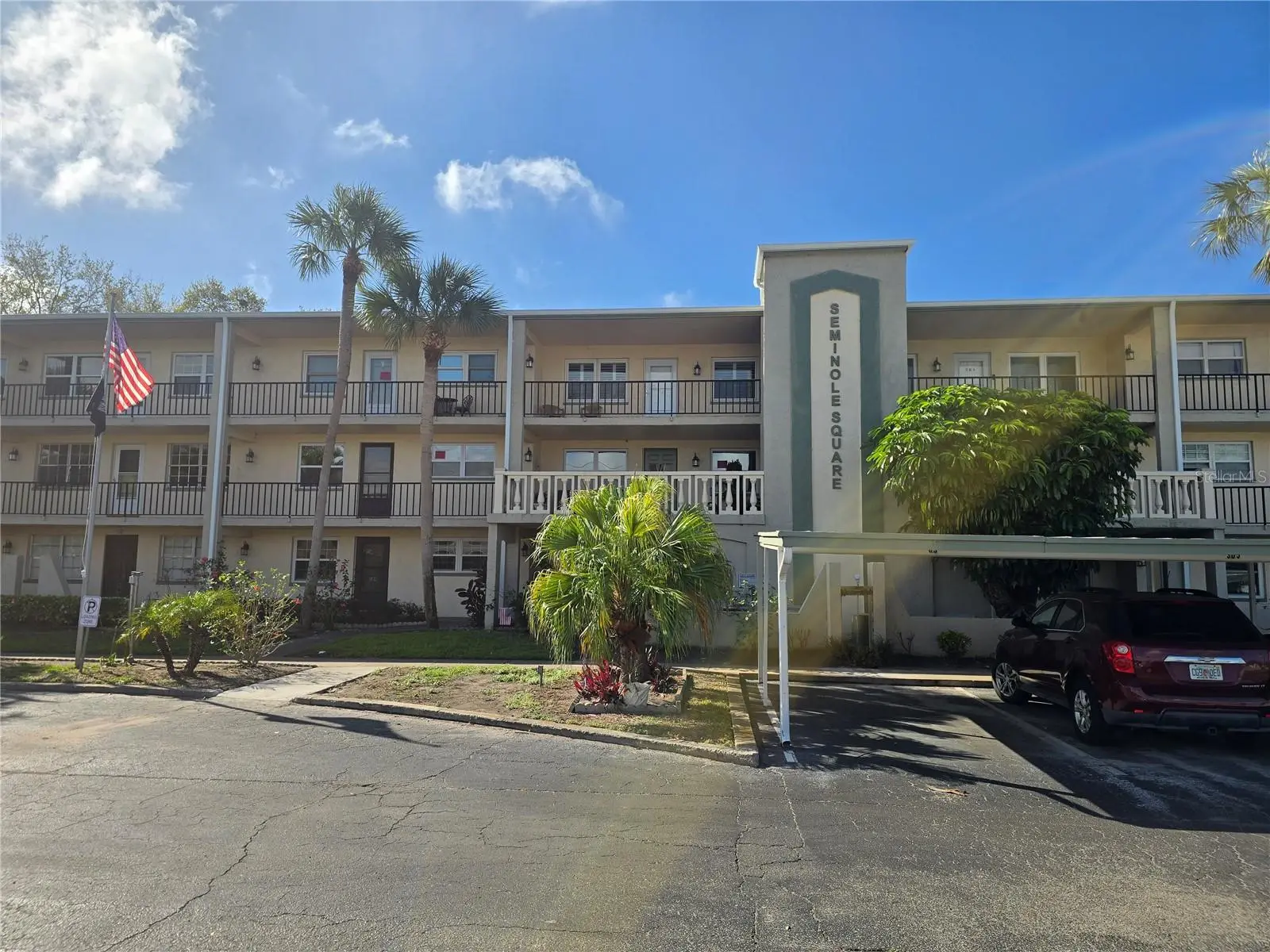 11700 Park Boulevard, FL