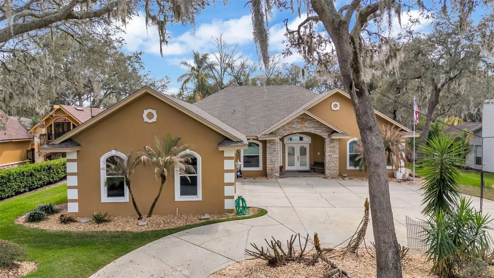 1603 Sir Henrys Trail, FL