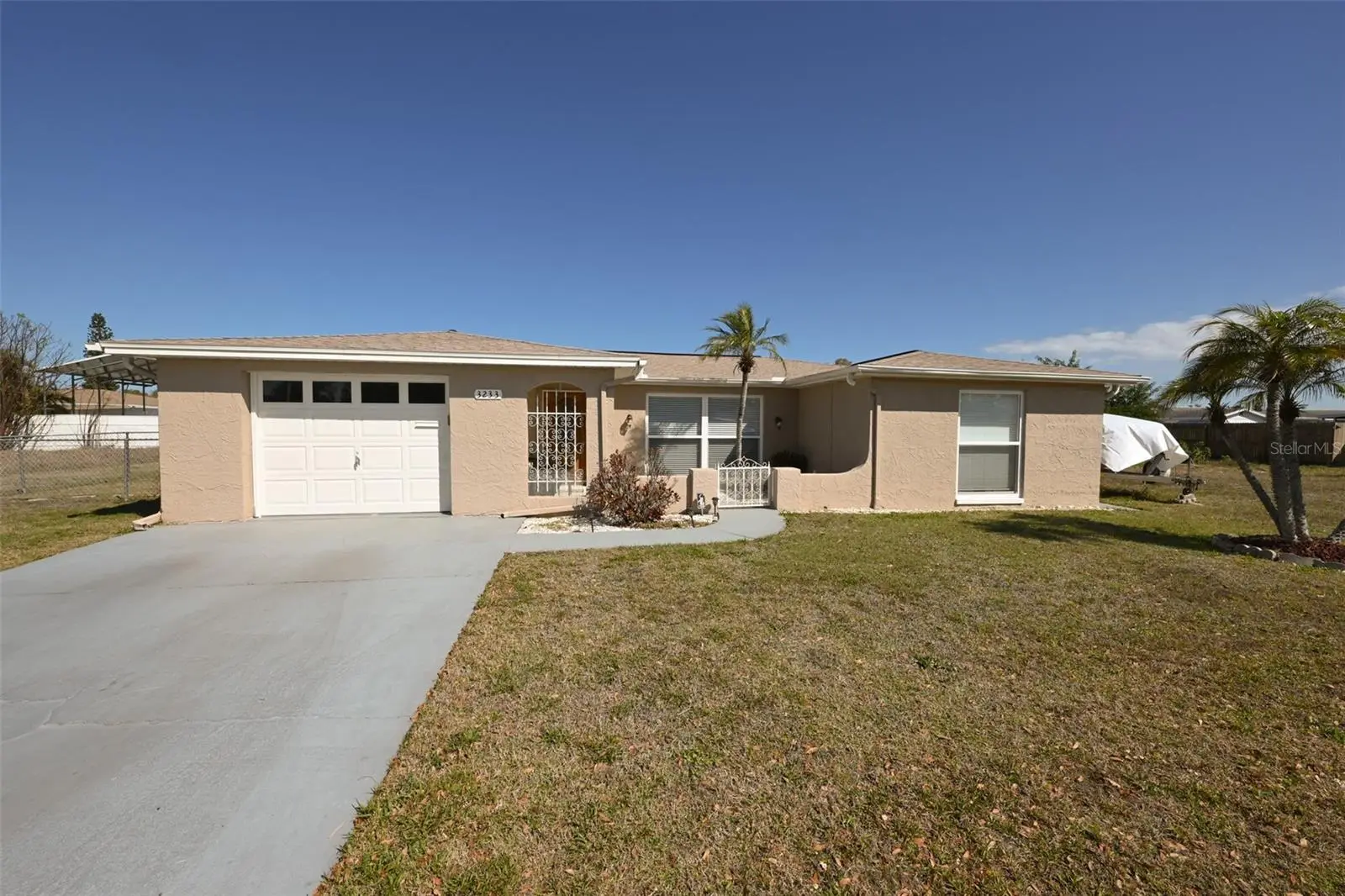 3233 Salisbury Drive, FL