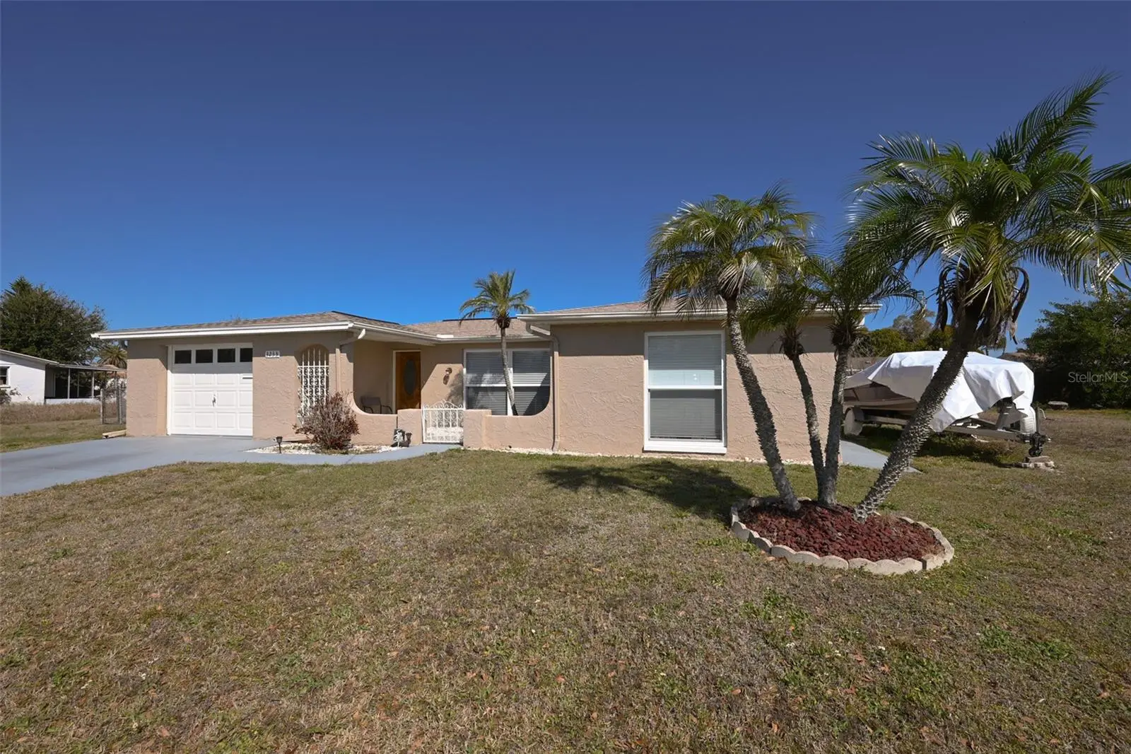 3233 Salisbury Drive, FL