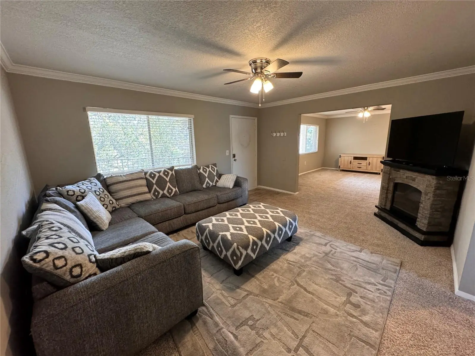 120 Blue Point Way, FL