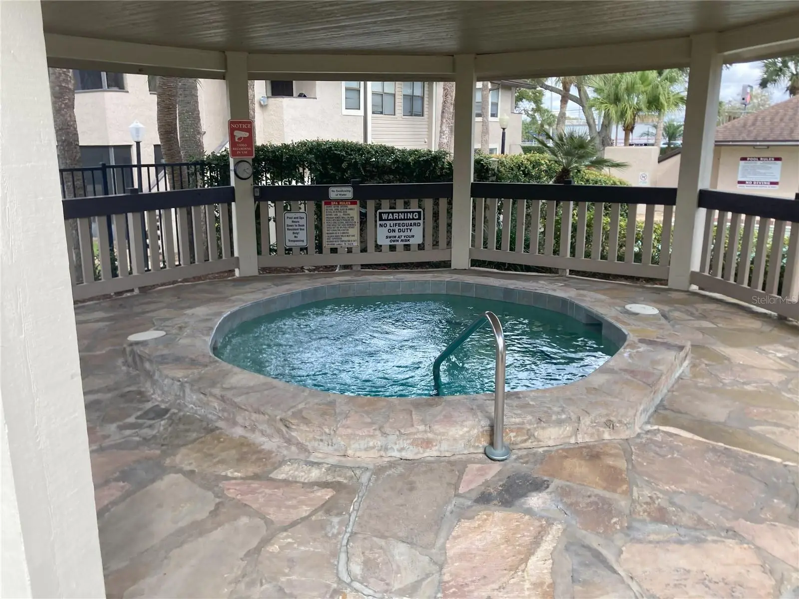 2918 Antique Oaks Circle, FL