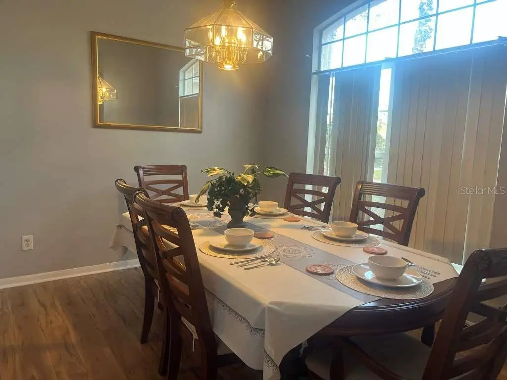 115 Castlemain Circle, FL