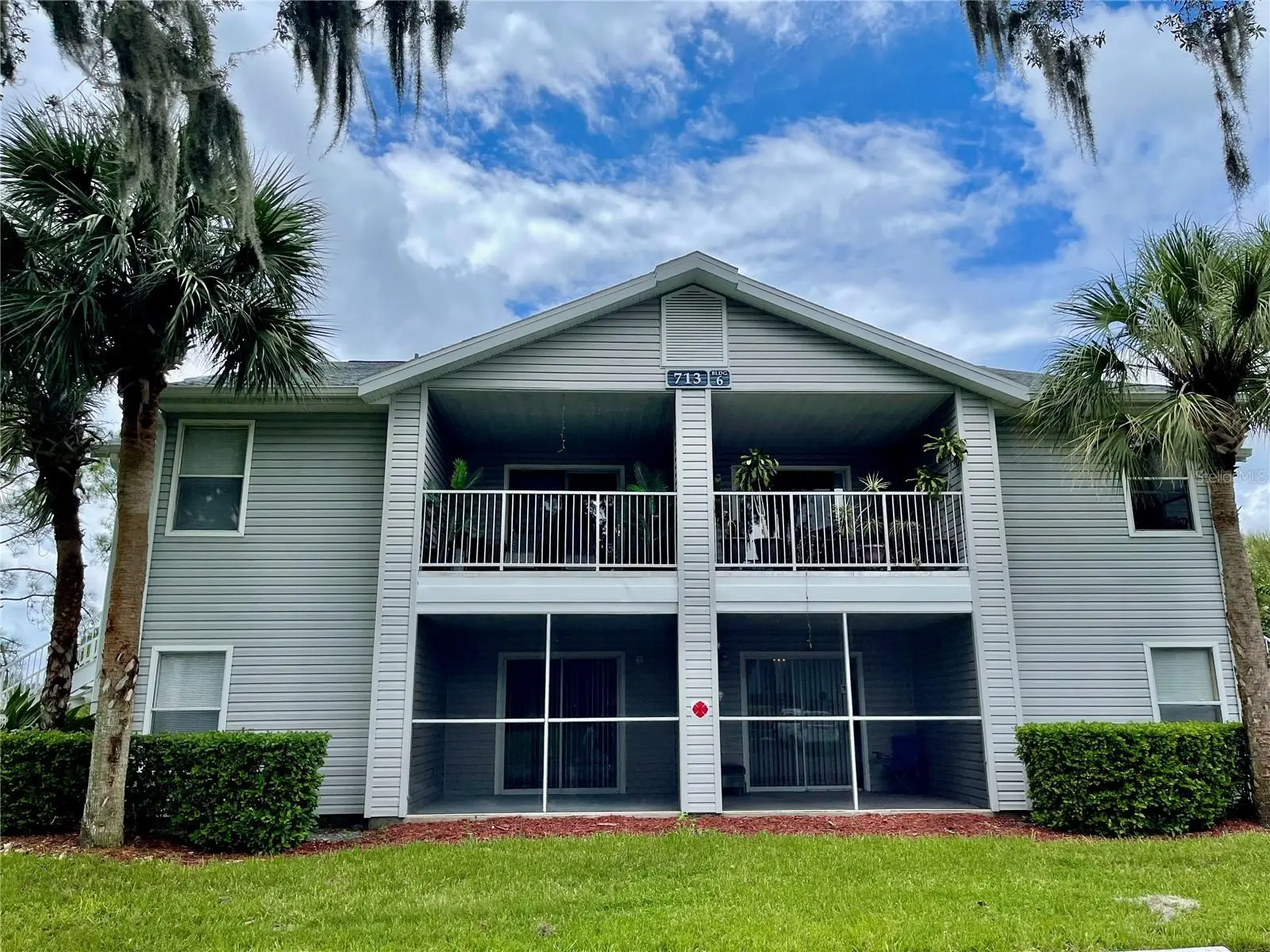 2521 Grassy Point Drive, FL