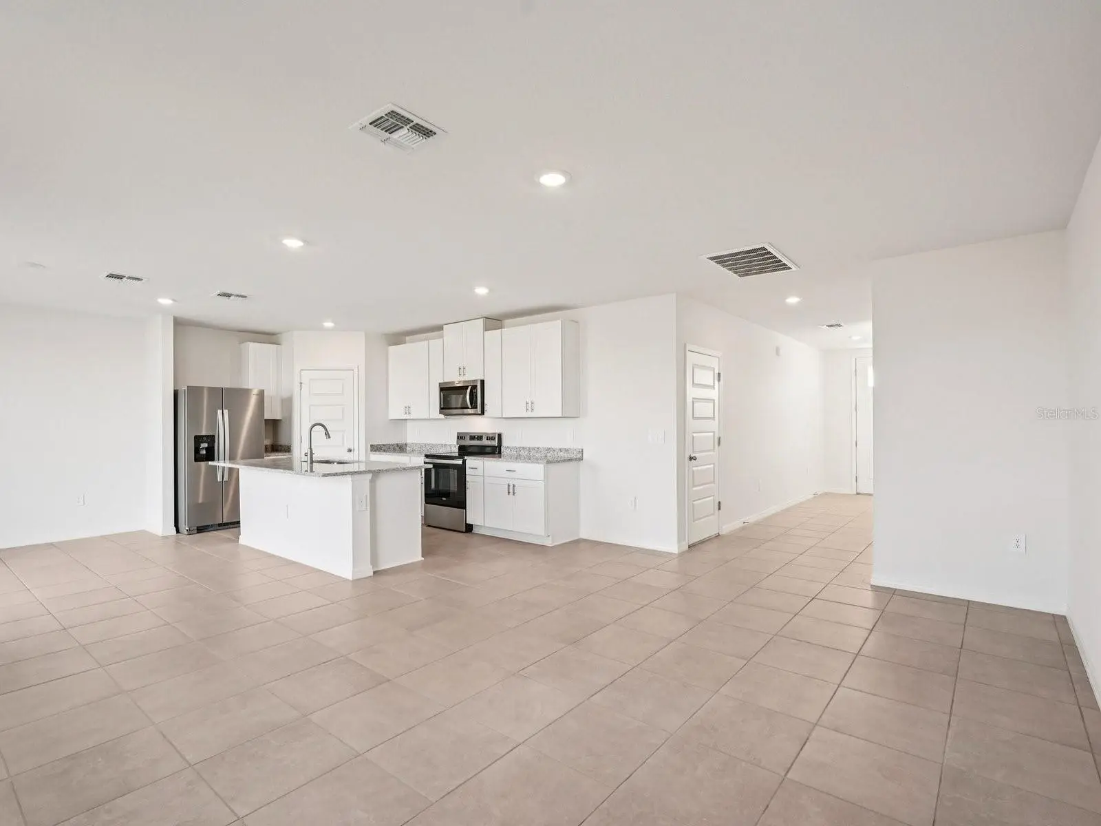13613 Shellmore Avenue, FL