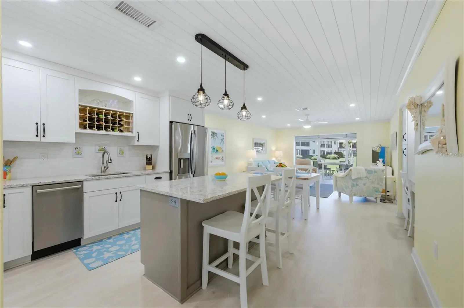 380 Three Lakes Lane, FL