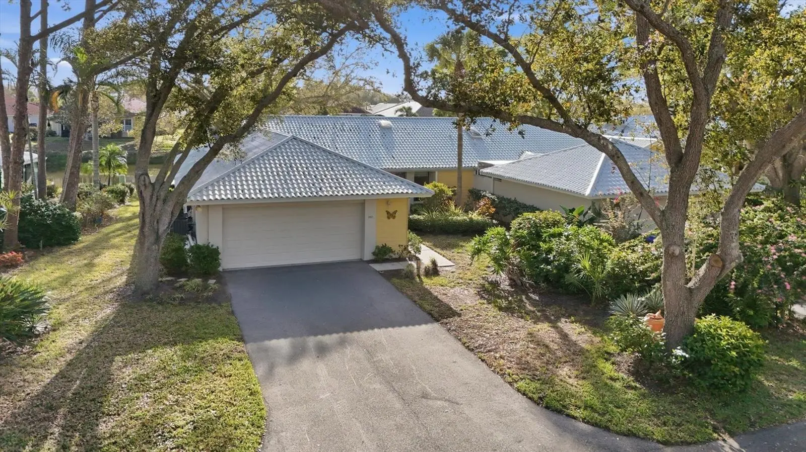260 Southampton Drive, FL