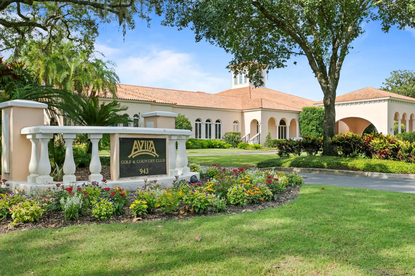 16504 Avila Boulevard, FL