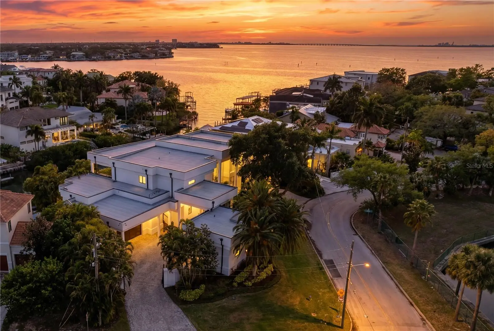 2 Sandpiper Road, FL