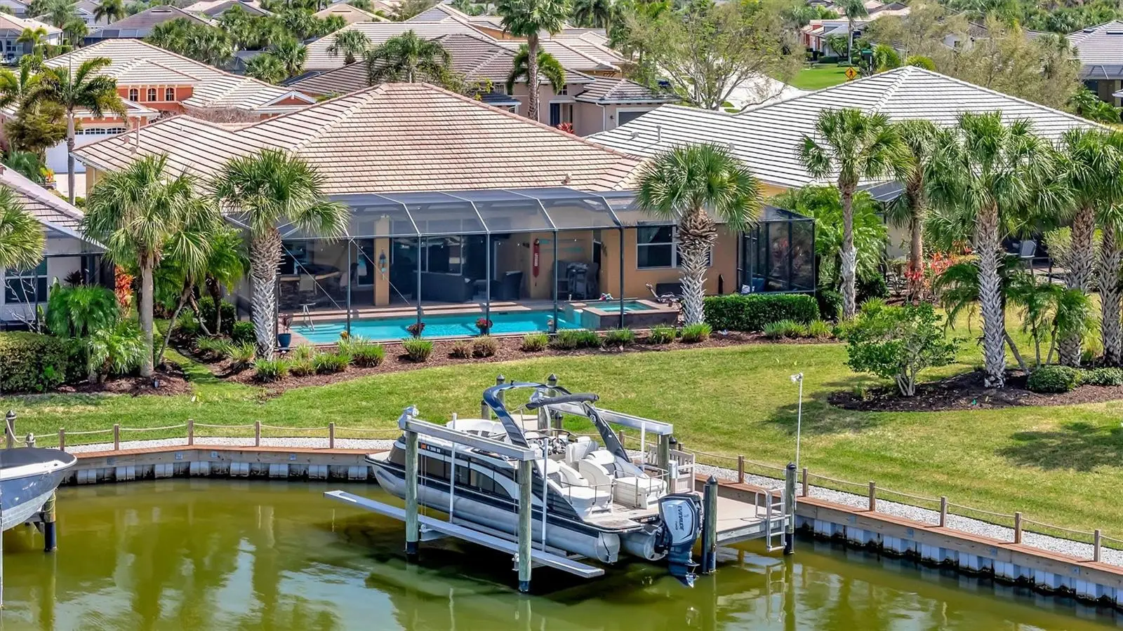 1022 Kestrel Court, FL