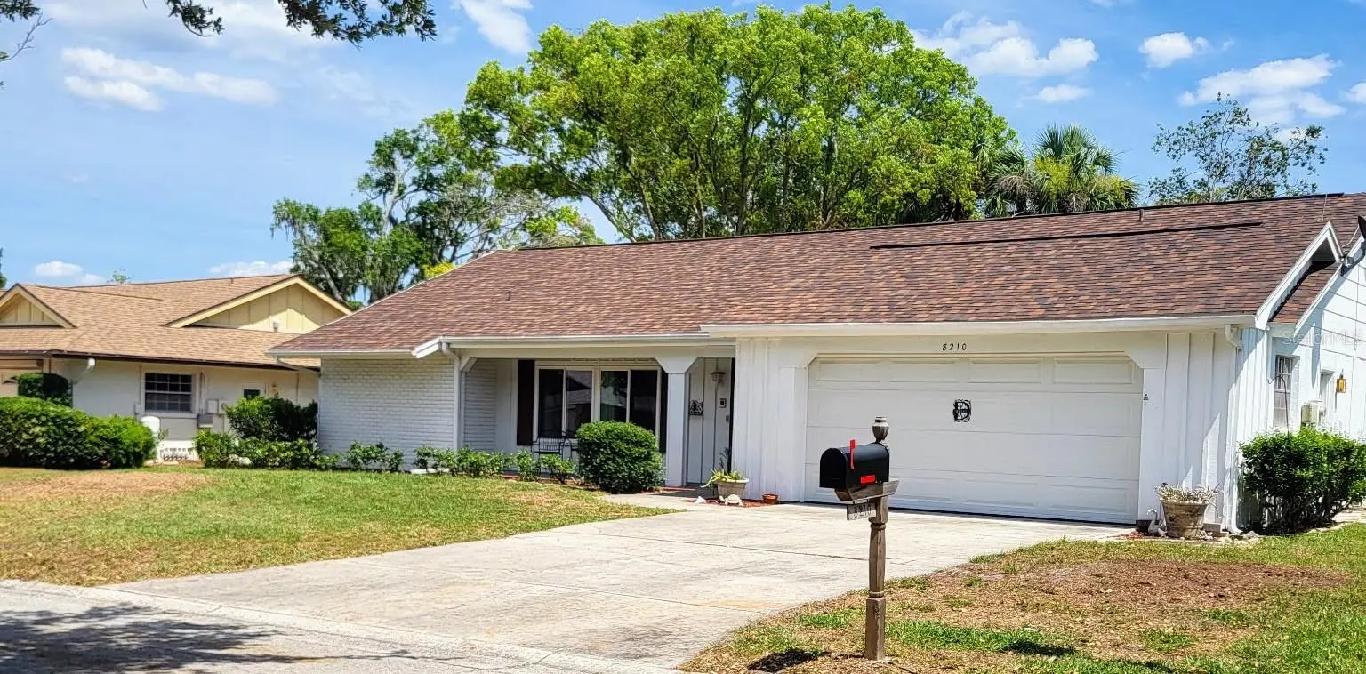8210 Valley Stream Lane, FL