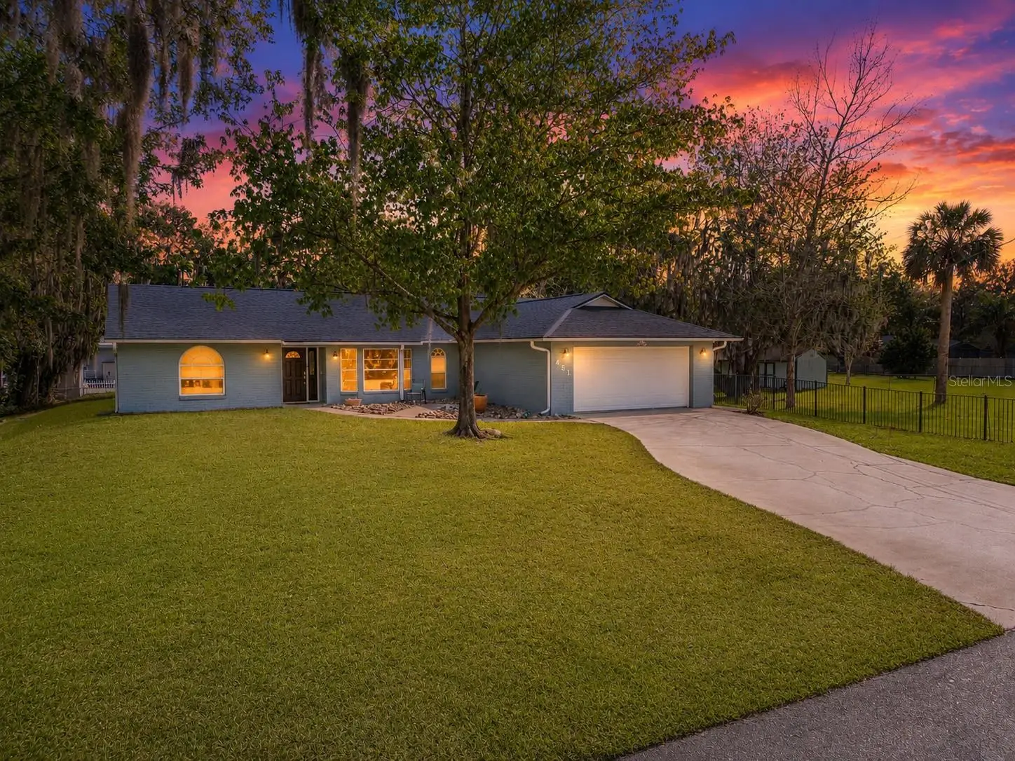451 Palm Drive, FL