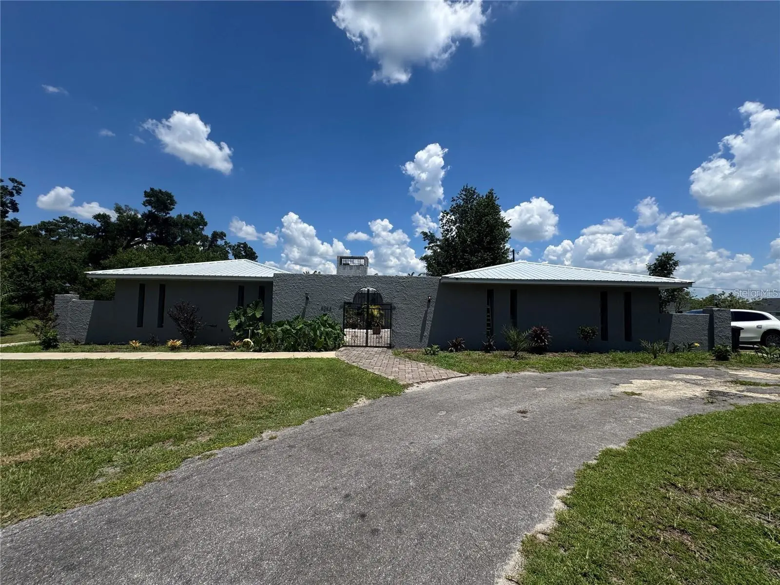 4925 Us Highway 441, FL
