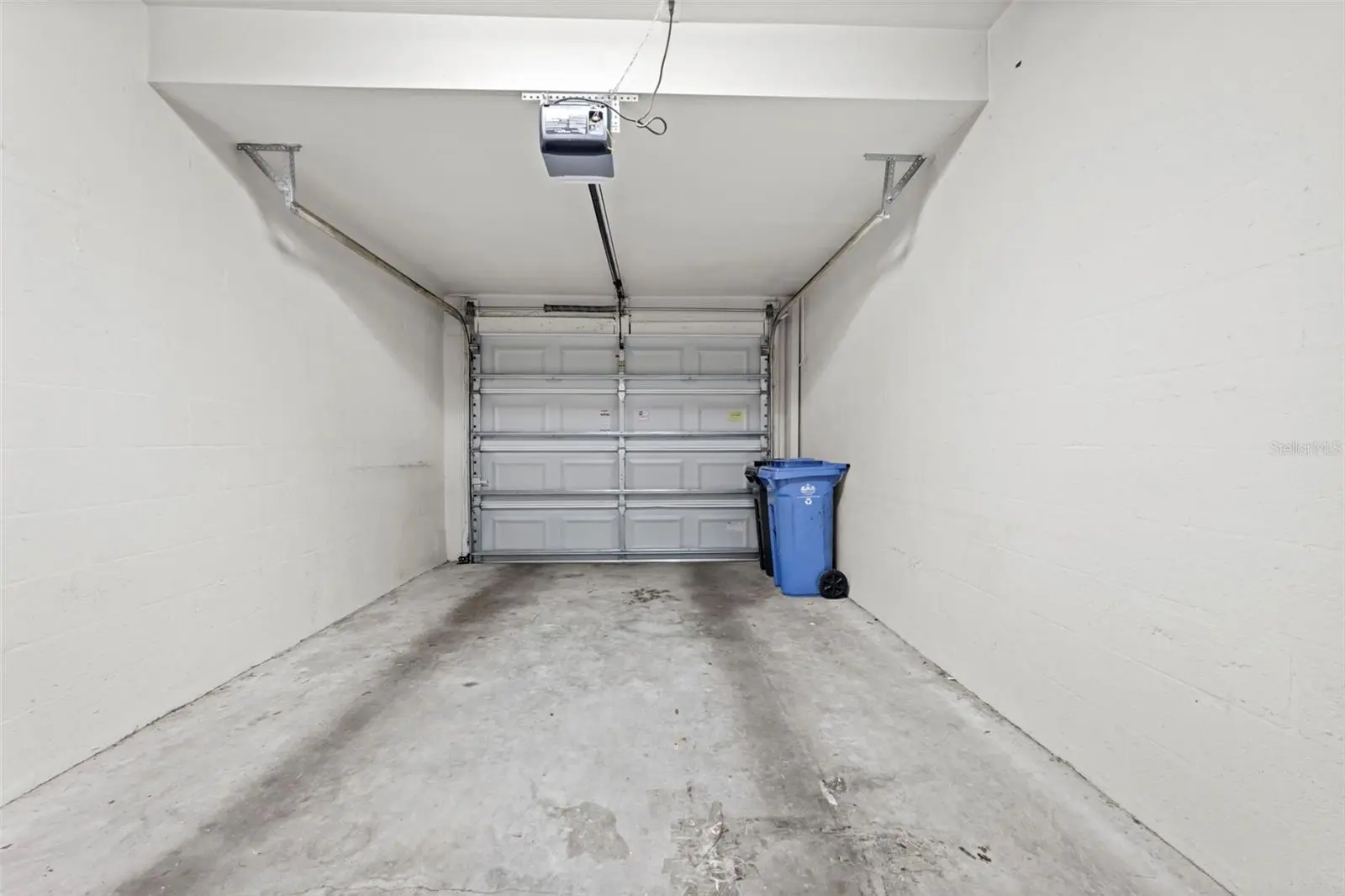 2105 Kings Palace Drive, FL