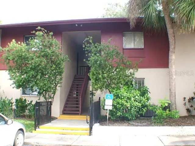 8609 Champlain Court, FL