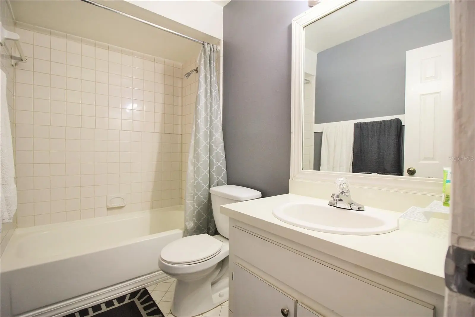 5208 Via Hacienda Circle, FL