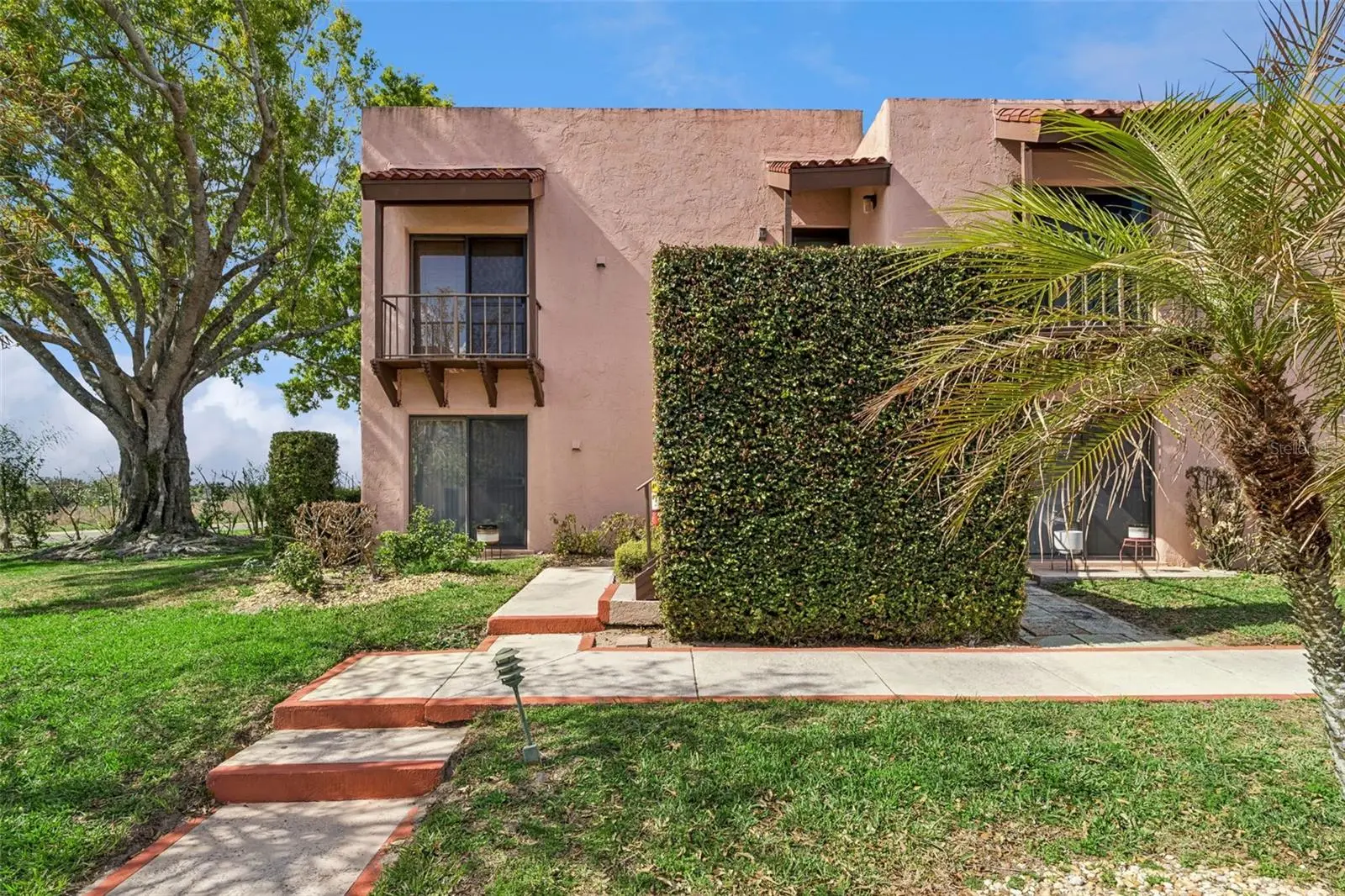 210 La Casa, FL