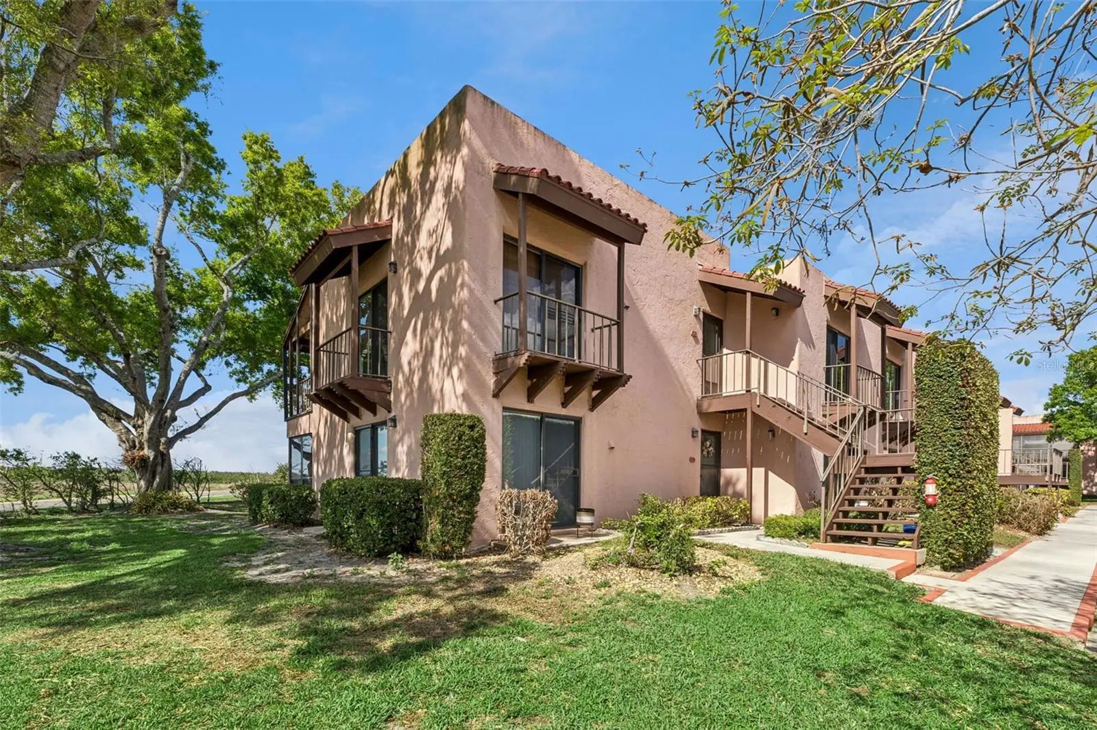 210 La Casa, FL