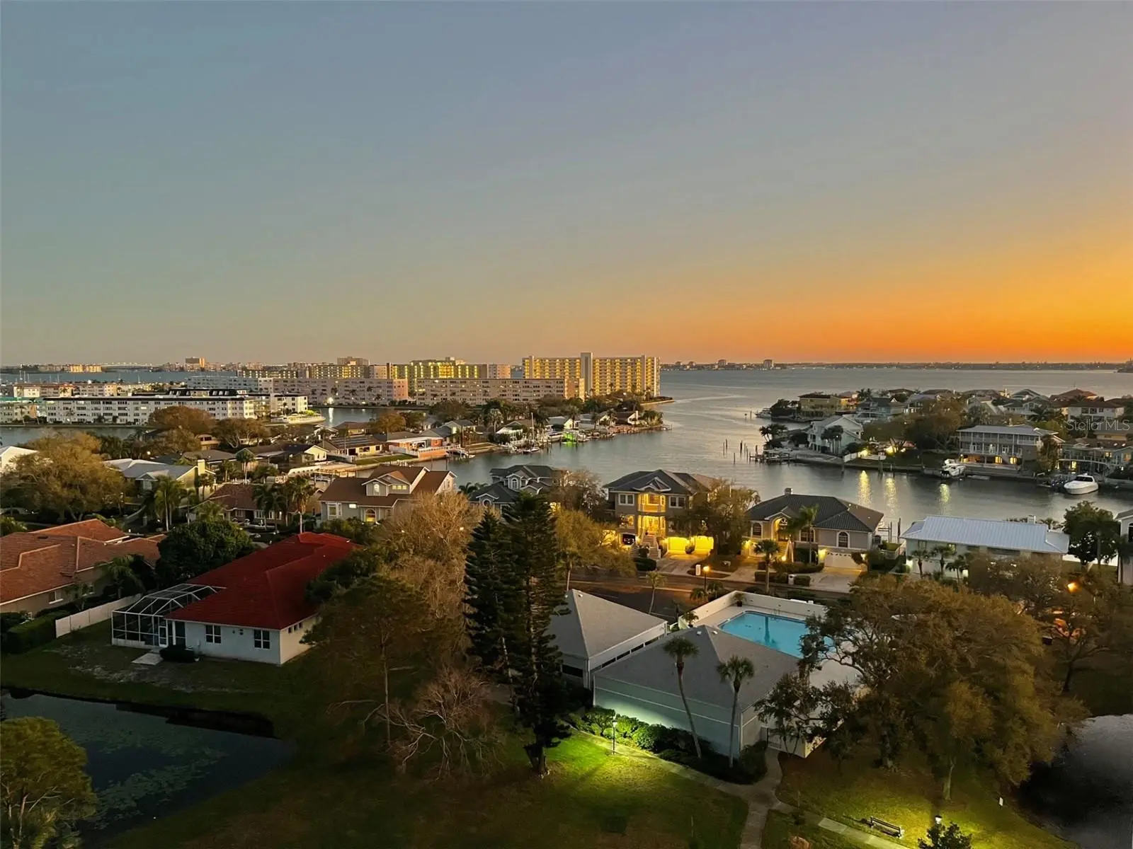 5940 Pelican Bay Plaza, FL